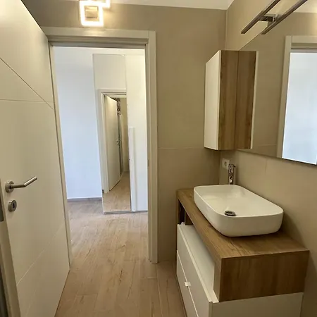 Eterna アパート *